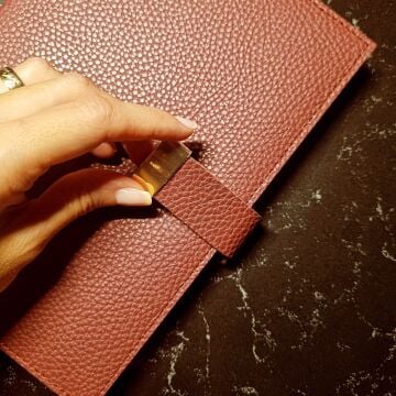 Victoria's Journals Executive Vegan Deri A5 Çizgili Defter (Bordo)